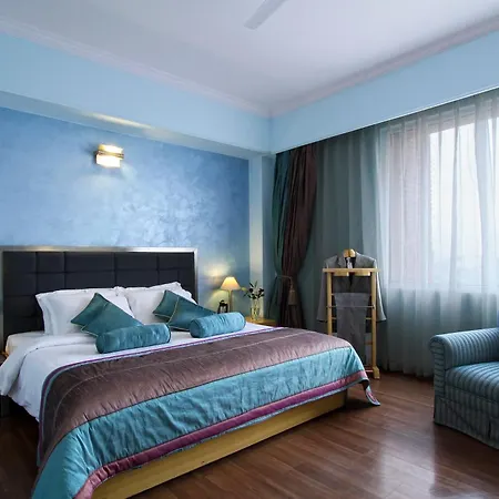 The Piccadily Hotel Lucknow Exterior photo