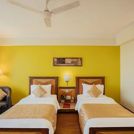 The Piccadily Hotel Lucknow Exterior photo