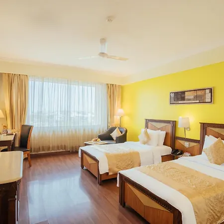 The Piccadily Hotel Lucknow Exterior photo